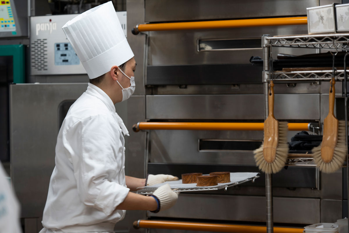 帝国ホテル 金城 達弘